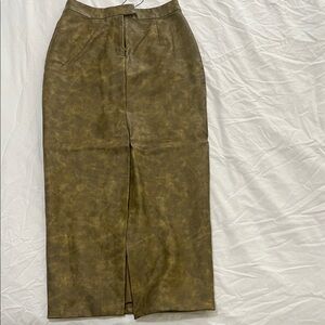Faux leather pencil skirt
